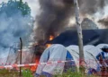 Violencia, incendios y pacientes desaparecidos profundizan emergencia por Ebola en el Congo