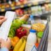Los consumidores murcianos priorizan el ahorro y las compras responsables ante la subida de precios
