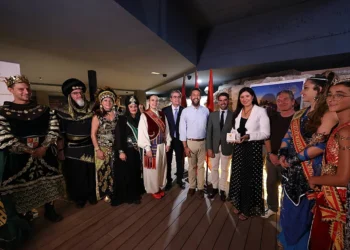 Las fiestas de Moros y Cristianos de Murcia afrontan un punto de inflexión con una programación más abierta y participativa