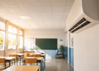 La climatización de los colegios llega a la Asamblea Regional con una iniciativa legislativa para proteger al alumnado frente al calor