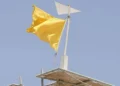 Quince playas de la Región de Murcia izan la bandera amarilla por el estado de la mar