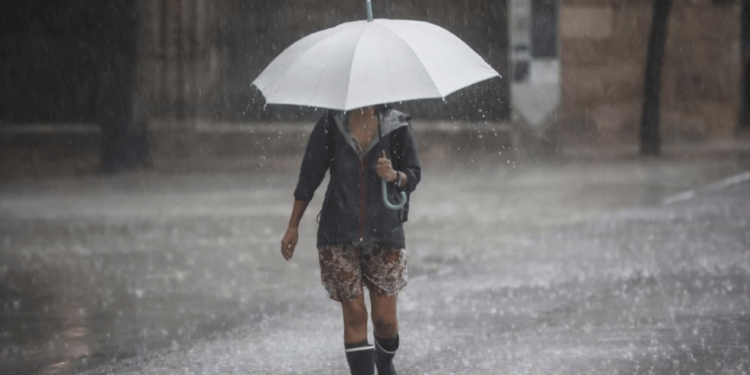La AEMET activa un nuevo aviso por tormentas y posible granizo en el interior de la Región de Murcia