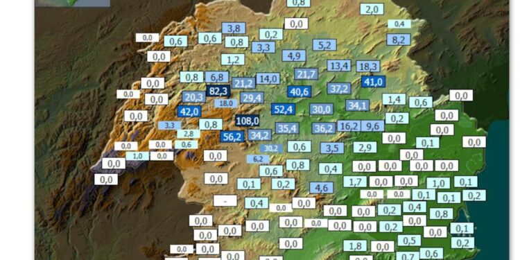 Las fuertes tormentas descargan más de 100 litros en Moratalla y alivian el calor en buena parte de la Región de Murcia