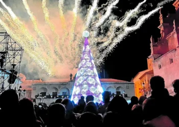 Lorca incrementa hasta los 253.000 euros el presupuesto para la iluminación de Navidad con el objetivo de reforzar su atractivo turístico