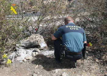 Investigan a un hombre por provocar un incendio forestal con una hoguera para cocinar en Mazarrón