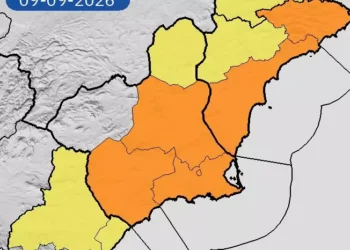 Murcia se prepara para una tarde complicada: alerta naranja por lluvias y tormentas en buena parte de la Región