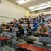 Más de cien plazas docentes siguen sin cubrir en los institutos de Murcia con el curso ya comenzado
