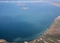 El Mar Menor supera el verano sin una gran crisis, pero sigue lejos de estar recuperado