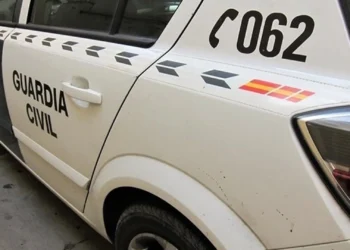 Una patrulla de la Guardia Civil denuncia dos intentos de atropello durante una intervención en Mazarrón
