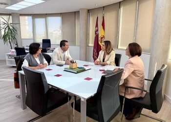 Los retrasos en la financiación regional ponen en dificultades los servicios sociales de cuatro municipios del Río Mula