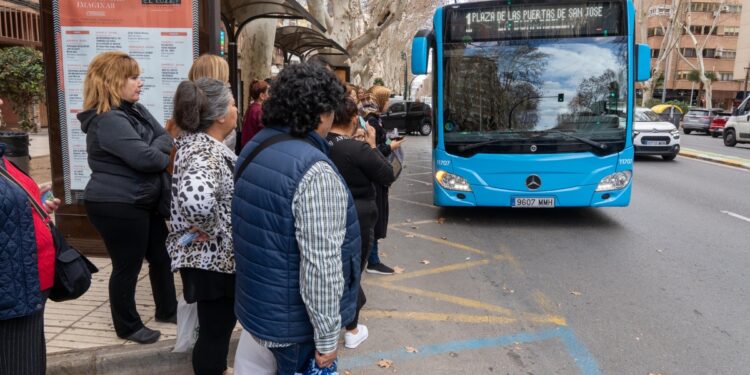 Huelga del transporte este jueves en Murcia y Cartagena: estos son los servicios mínimos
