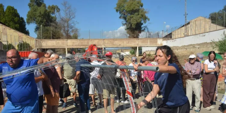 Las protestas vecinales frenan el cierre del camino entre Javalí Viejo y Javalí Nuevo